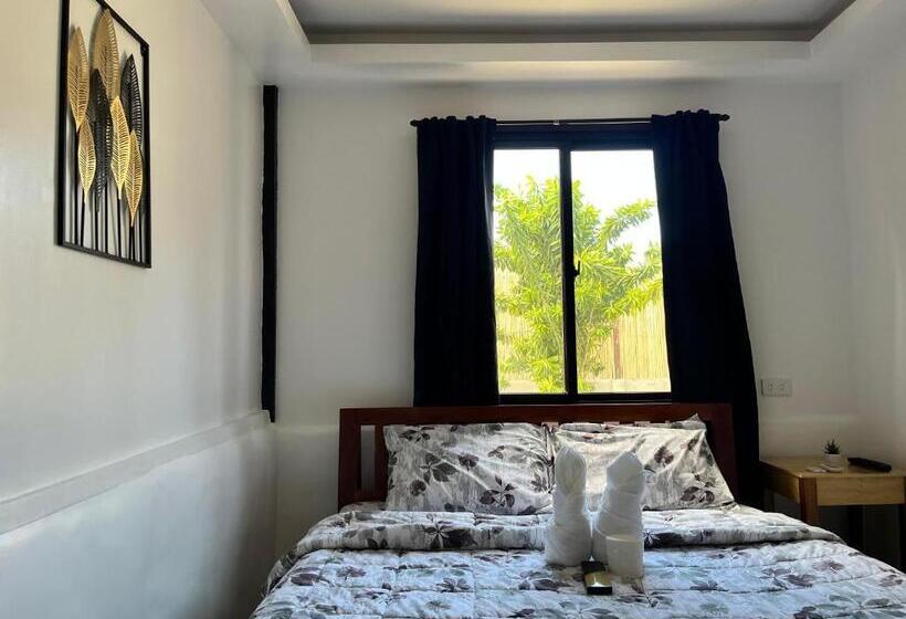 اتاق لوکس, Trisha Guesthouse