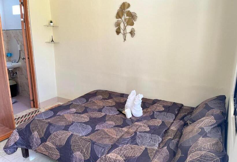 اتاق سوپریور, Trisha Guesthouse