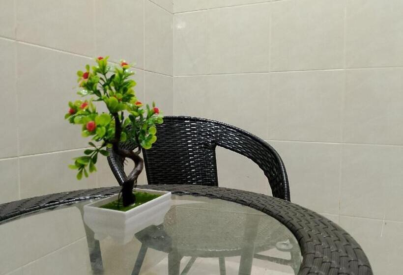Семейный Номер, Lawer Guesthouse