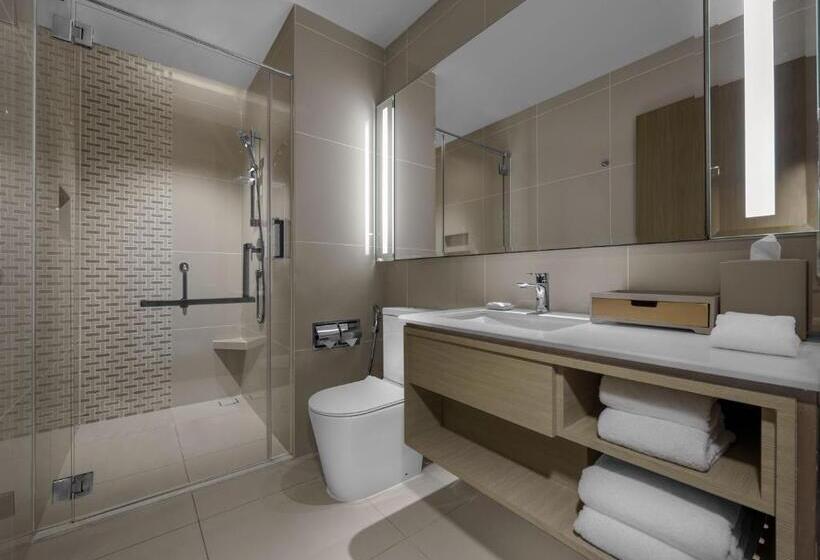 Номер Стандарт Вид на Бассейн, Hyatt Place Johor Bahru Paradigm Mall