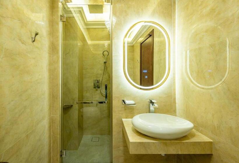 اتاق سوپریور با تخت بزرگ, Ritz Residence @ Imago Mall Loft B
