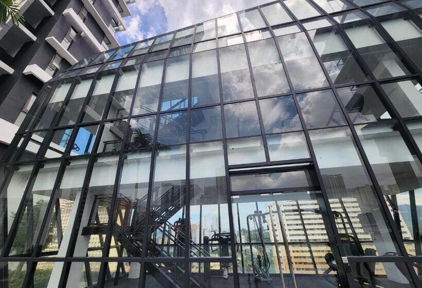 سوییت با چشم‌انداز دریا, Urban Suite   George Town