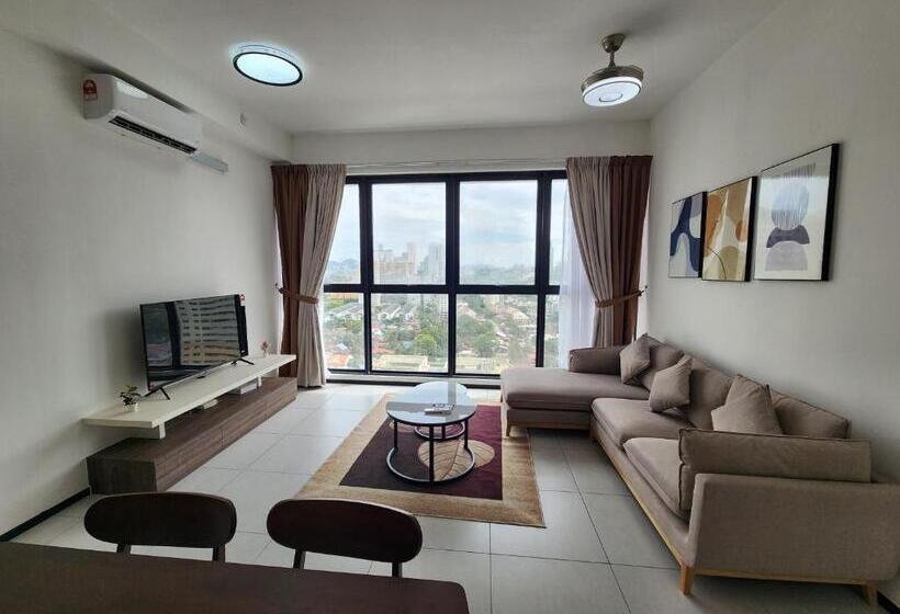 سوییت لوکس, Urban Suite   George Town