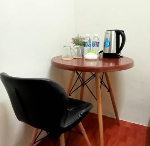 Номер Deluxe Кровать Кинг, Aeropod Hostel Economy Deluxe King Room