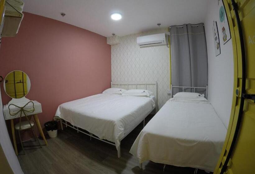 Трехместный Номер Стандарт Совместная Ванная, Coco Guesthouse Kemaman