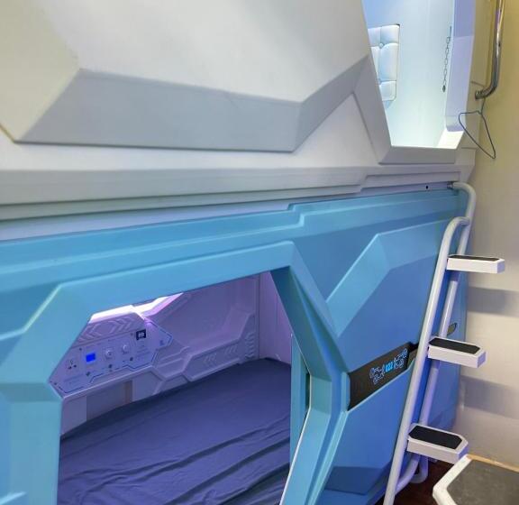 Номер Стандарт Индивидуальный, Pelangi Capsule Hostel