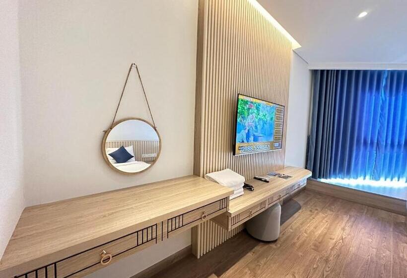 اتاق استاندارد سه نفره, Apec Mandala Cdt   Resort