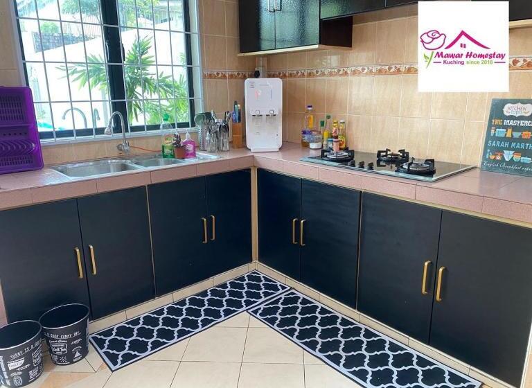 Дом 1 Спальня, Mawar Homestay Kuching