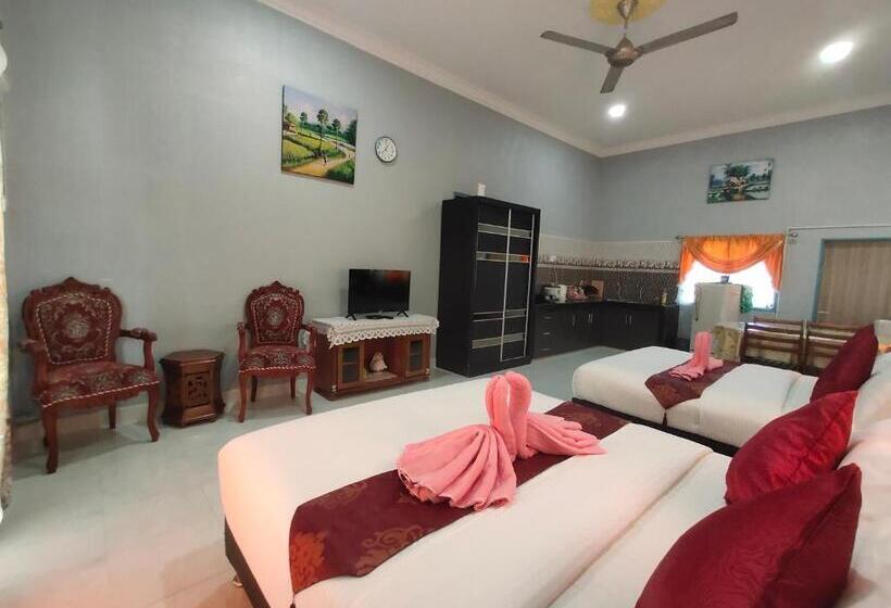 Семейный Номер, Ku S Roomstay