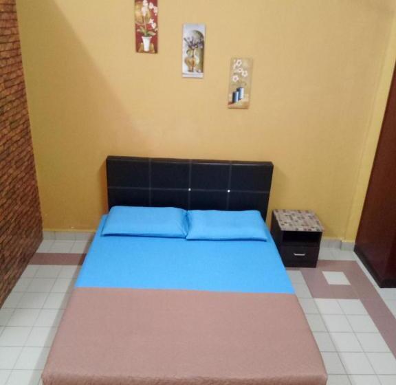 Номер Стандарт, Kuala Besut Jetty Budget Hotel Ain   In Front Of Kuala Besut Jetty