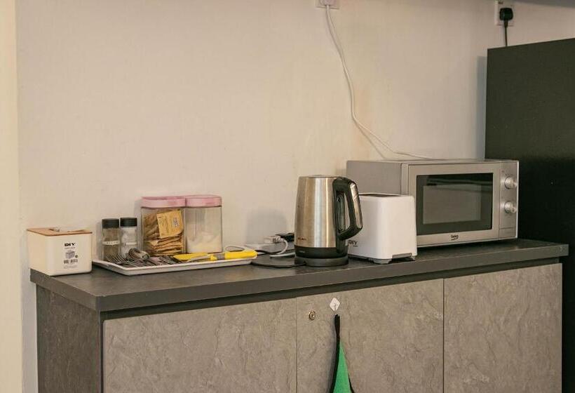 Номер Стандарт Совместная Ванная, A3a Oastel Coliving