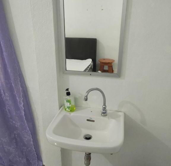 Номер Economy, Daoh S Rooms & Scooters