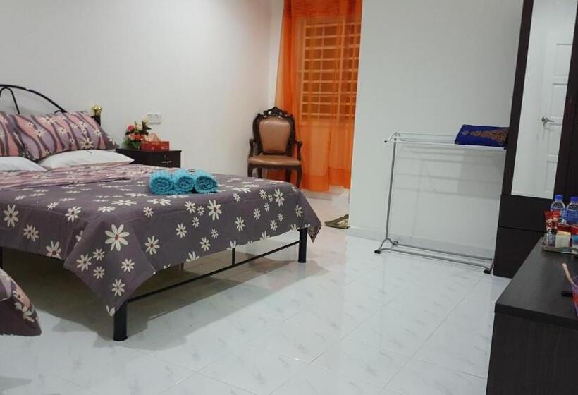 Семейный Номер, Mama Iman Guestroom