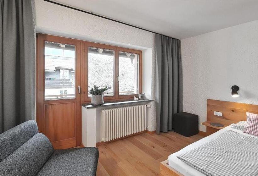 Апартаменты 1 Спальня, Goldvogel Apartments