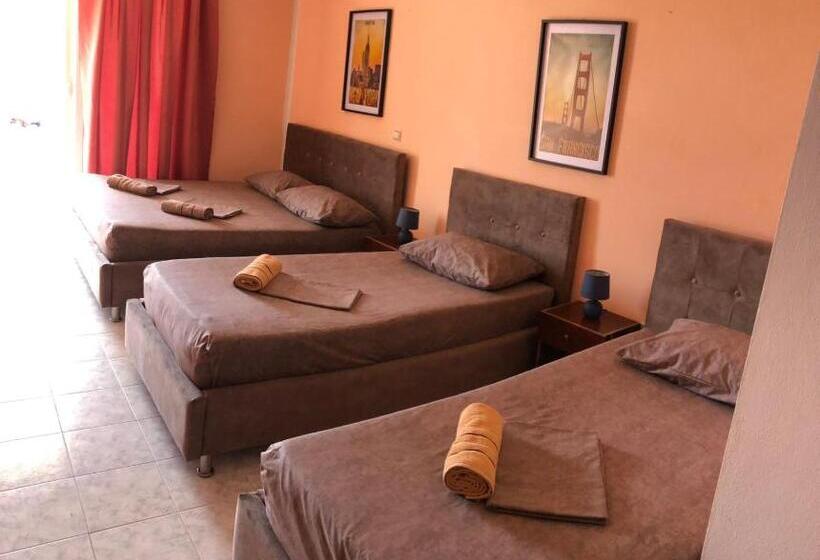 اتاق استاندارد چهار تخته, Guest House Green Garden