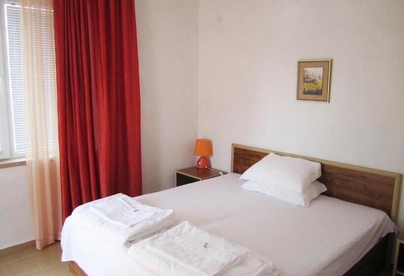 اتاق استاندارد, Guesthouse Kolevi