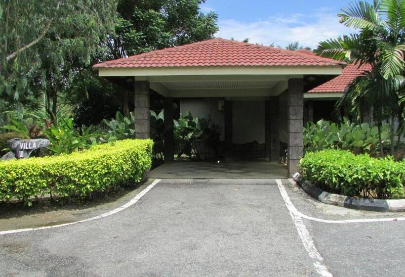 Вилла 3 Спальни, Felda Residence Hot Springs