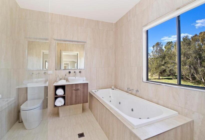 디럭스 룸 킹사이즈 침대, Ana Mandara Luxury Retreat
