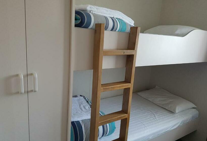 침실 2개 빌라, Canberra Carotel Motel