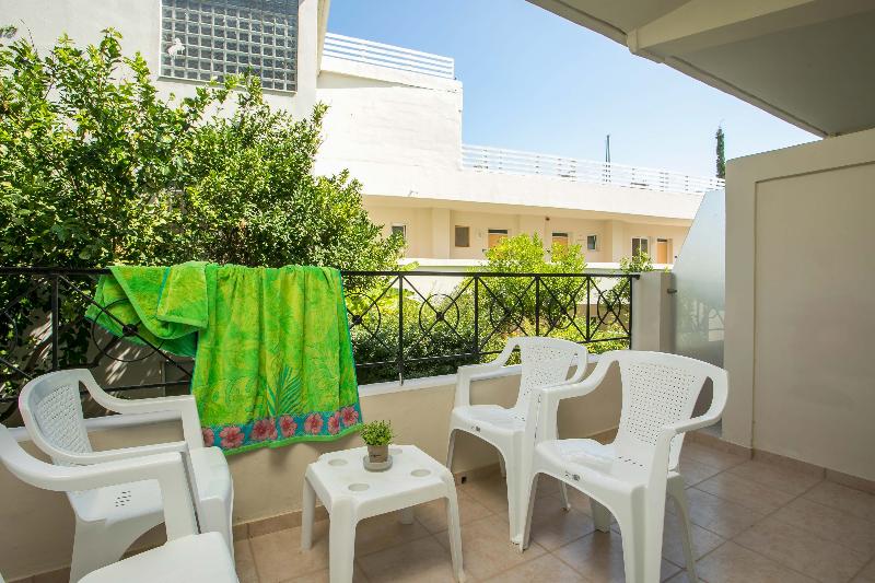 اتاق استاندارد چهار تخته, Olympia Sun