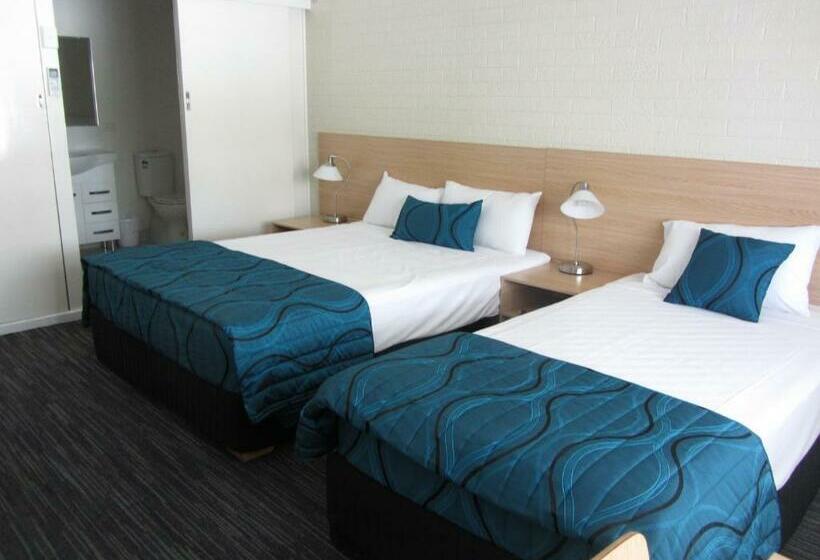 수피리어 룸, Urangan Motor Inn