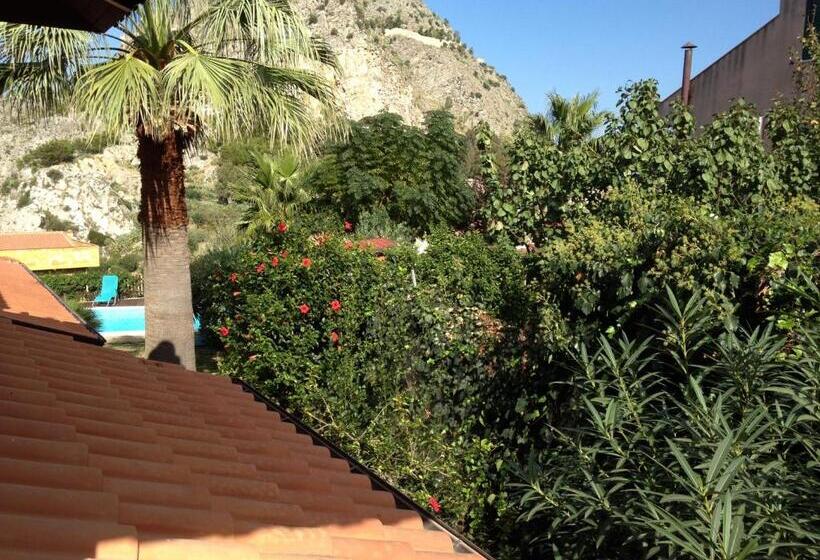 Полулюкс, B&b Villa Di Giorgi