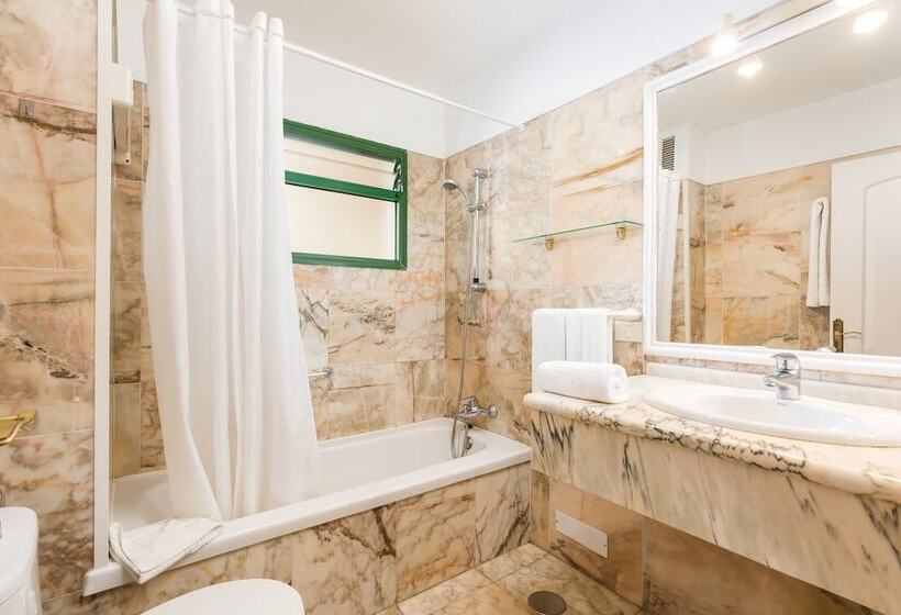 Апартаменты Comfort 2 Спальни, Club Tarahal