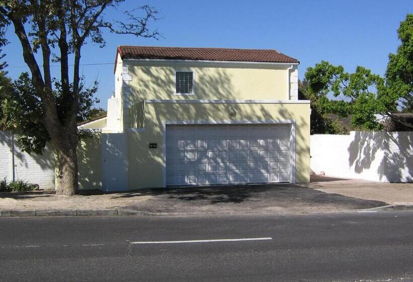 خانه 2 خوابه, Constantia Cottages