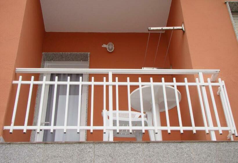 Одноместный Номер с Террасой, Hostal San Roque