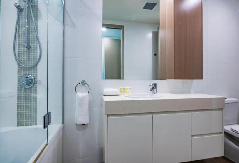 Апартаменты 2 Спальни с Бассейном, White Shells Luxury Apartments