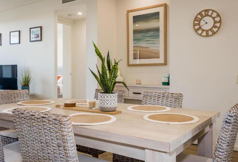 Апартаменты 3 Спальни, White Shells Luxury Apartments