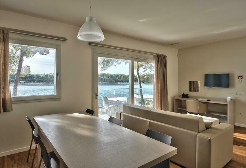 ویلا سوپریور 2 خوابه, Crvena Luka Resort