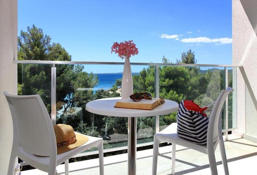Pokój Rodzinny Superior, Crvena Luka Resort