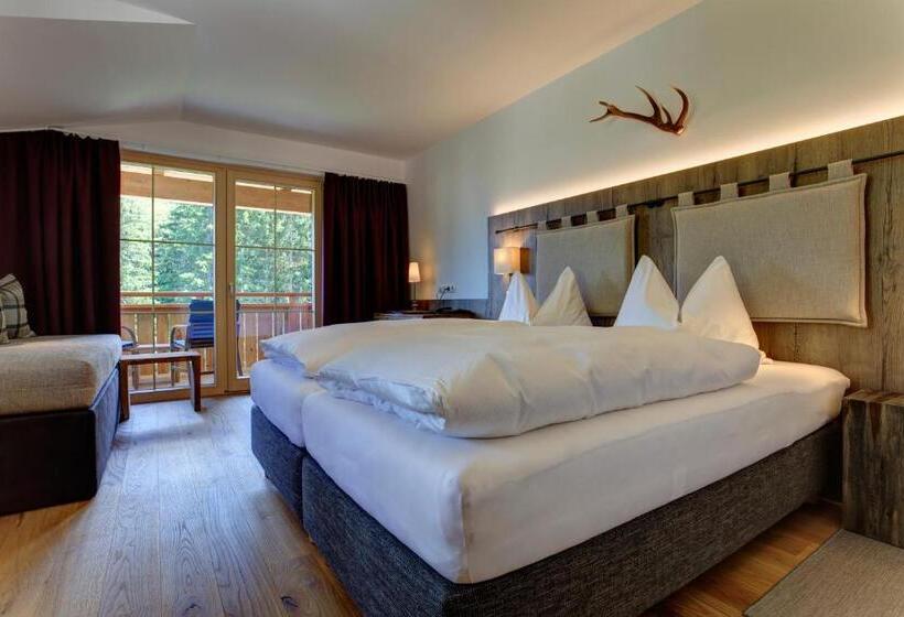 Трехместный Номер Стандарт с Балконом, Kösslerhof