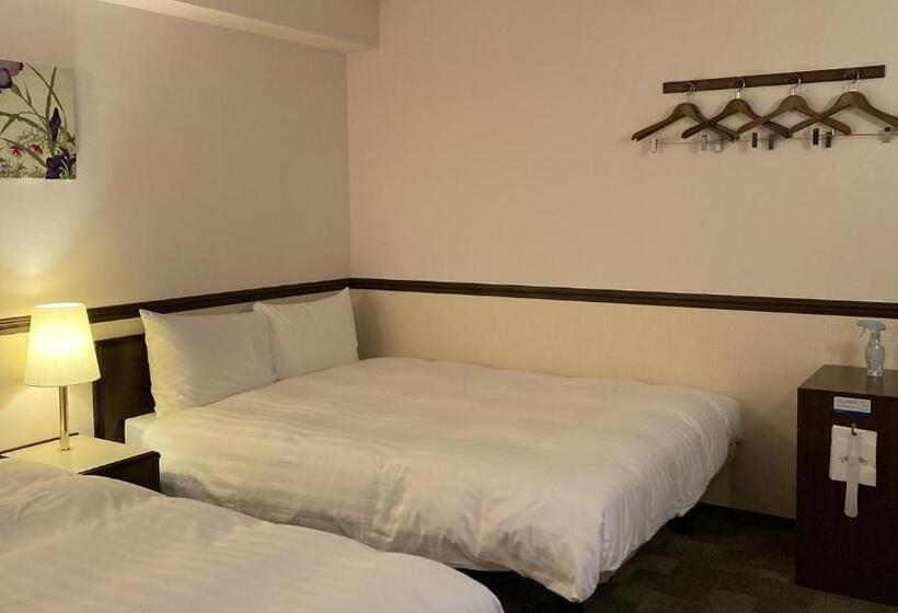 Номер Deluxe, Toyoko Inn Shin-osaka-eki Higashi-guchi