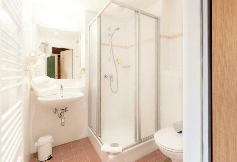 Номер Стандарт Индивидуальный, Jufa Hotel Stubenbergsee