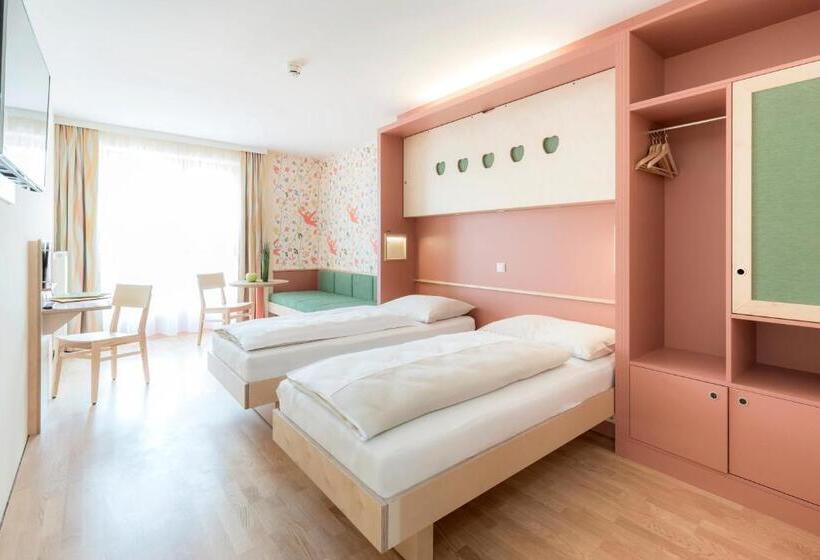 Четырехместный Номер Superior, Jufa Hotel Stubenbergsee