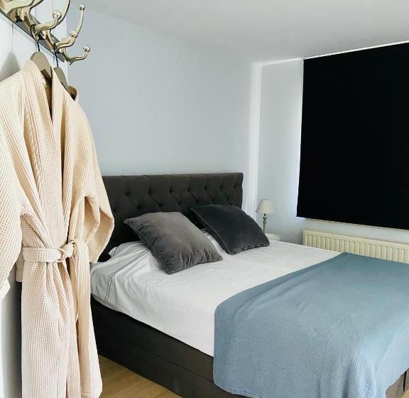 Deluxe Suite King Bed, B&b Aline Florentine