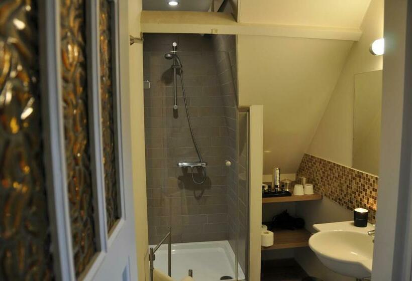 Номер Стандарт, B&b Het Tijdloze Uur