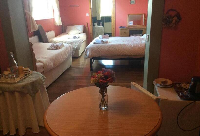 패밀리 룸, Barkers Accommodation