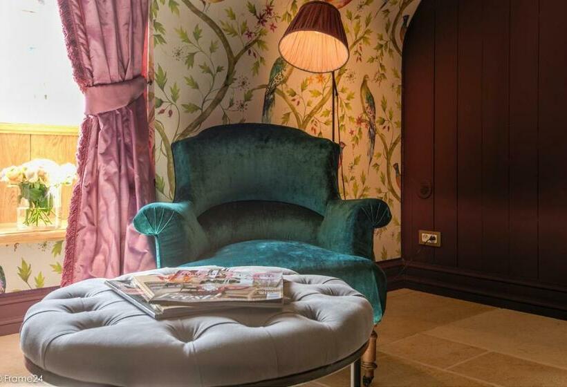 Полулюкс с Видом, Exclusive Suites The Secret Garden
