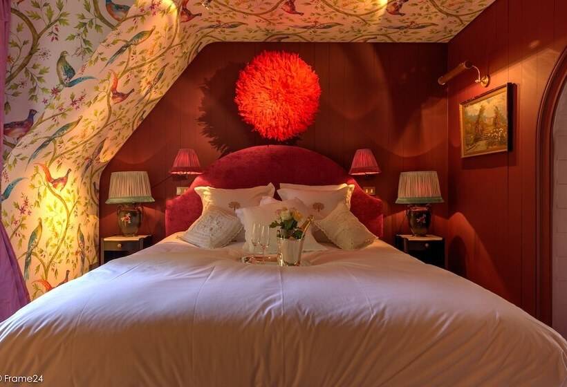 Полулюкс с Видом, Exclusive Suites The Secret Garden