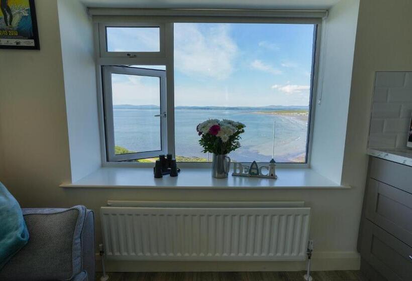 Студия Стандарт Вид на Море, The Gaslight Inn Holiday Apartments & Licenced Restaurant Rossnowlagh