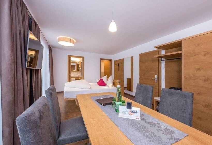 استودیوی سوپریور, Mountain Resort M&m
