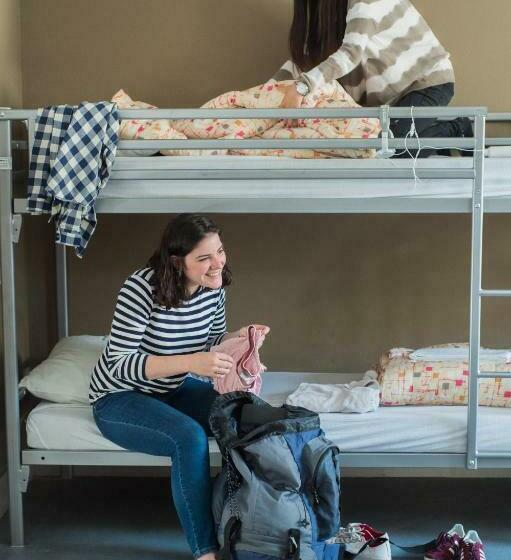 تختخواب در اتاق مشترک, Jacques Brel Youth Hostel