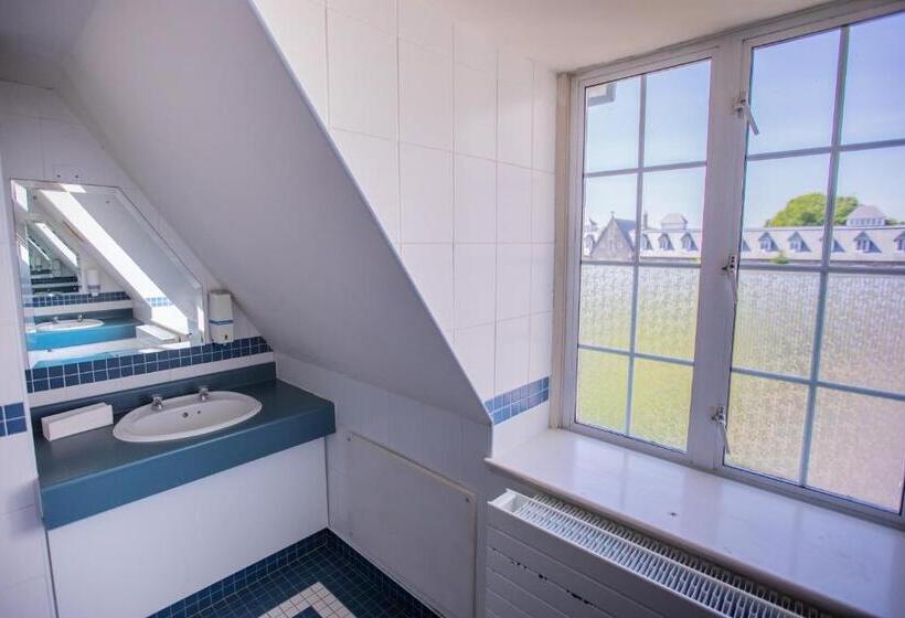 스탠다드 룸 공동 욕실, Maynooth Campus Accommodation