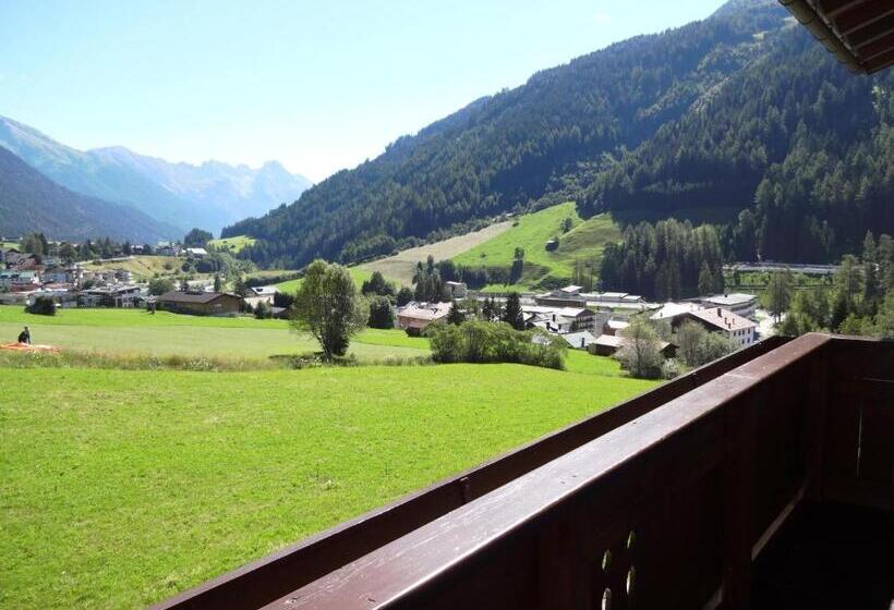 آپارتمان 3 خوابه, Landhaus Strolz