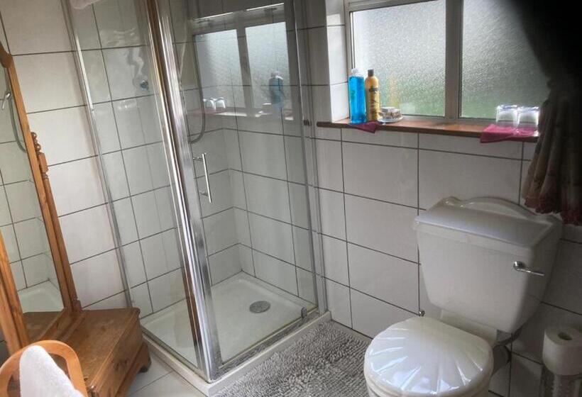 Chambre Familiale, Evergreen Bed & Breakfast