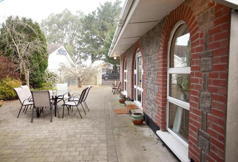 سوییت خانوادگی, Evergreen Bed & Breakfast