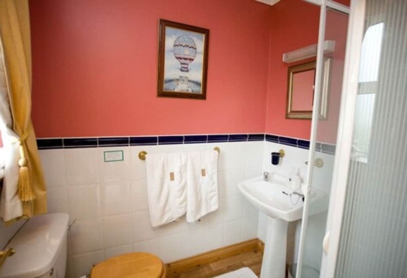 اتاق استاندارد, Evergreen Bed & Breakfast